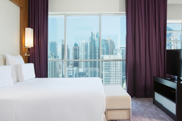 Pullman Dubai Jumeirah Lakes Towers - Hotel & Residence